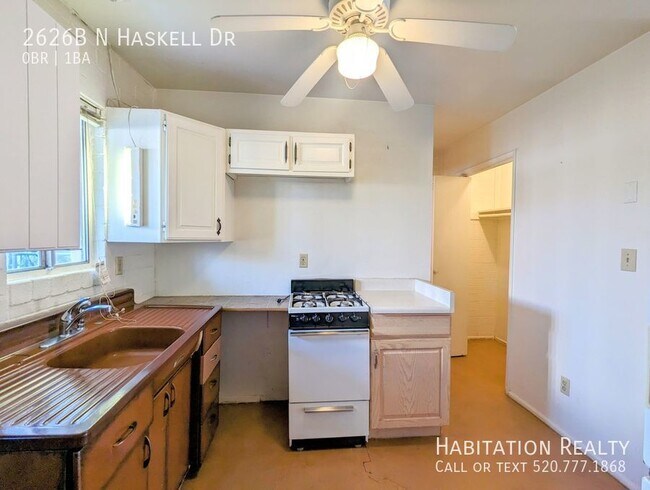 Building Photo - Pleasant Studio/1Bath in Dodge Flower, nea...