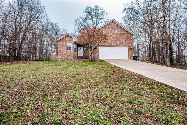 Building Photo - 33 Chatburn Dr