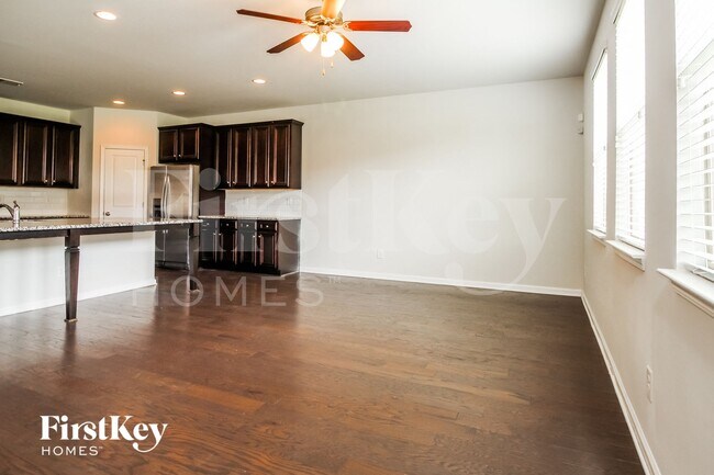 Foto del edificio - 3669 Brightfield Ln SW