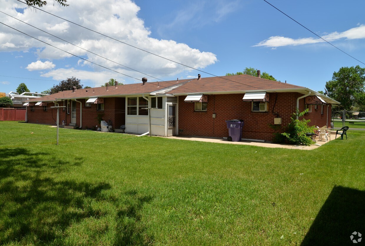 Building Photo - 3255-3295 Birch St