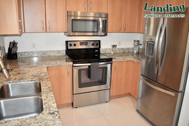 Foto del edificio - 4251 Salzedo St