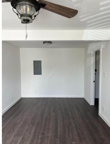 Foto del edificio - 3440 S Hwy 101