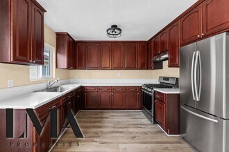 Building Photo - 4317 W 120th St