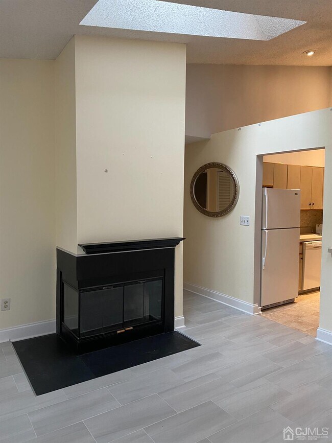 Building Photo - 317 Wimbeldon Ct