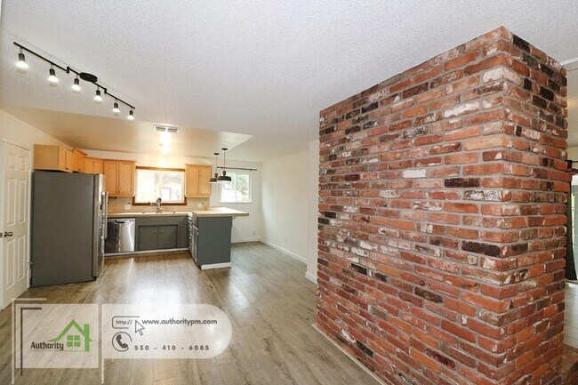 Foto del edificio - 6940 Riverside Dr