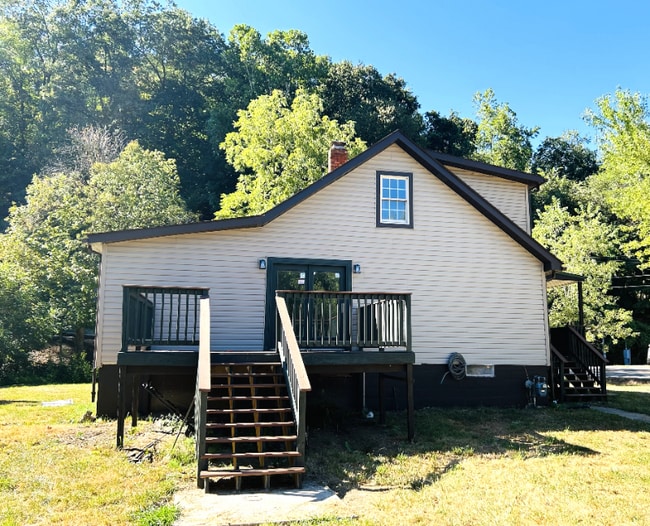 Building Photo - 1384 Kings Creek Rd