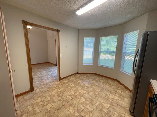 Foto del edificio - Updated 3BR/2BA Home with Fenced Backyard in Dunn Ave / Highlands Area
