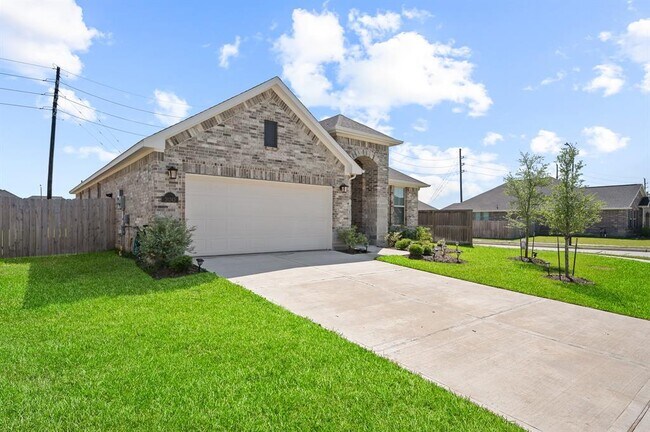 Building Photo - 31243 Conover Dr