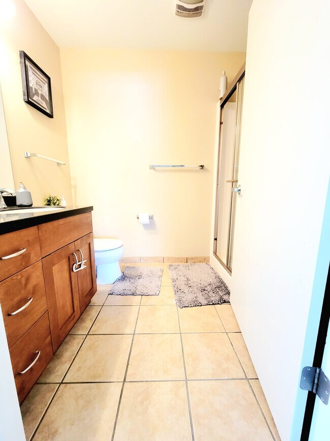 Foto del edificio - 1541 N Jefferson St