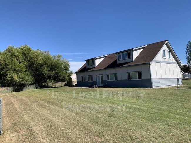 Building Photo - 1410 Western Dr