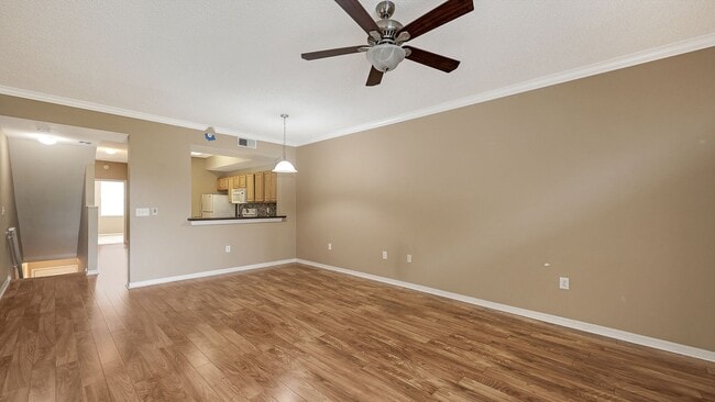 Building Photo - 4990 Baraldi Cir