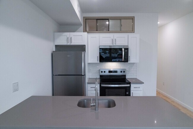 Foto del edificio - 7246 Rising Sun Ave