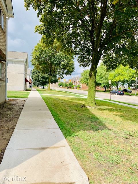 Foto del edificio - 1670 E Woodward Heights Blvd