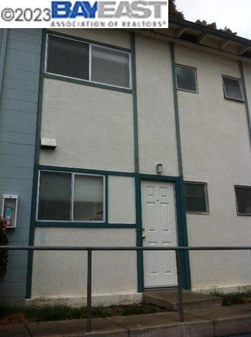 Foto principal - 27505 Tampa Ave