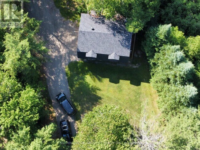 Building Photo - 229 Haleway Drive A
