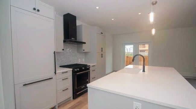 Photo du bâtiment - 525 2nd St E