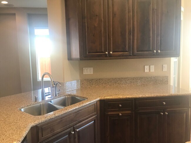 Foto del edificio - Charming 2 Bed 2 Bath - Trilogy at The Vineyards