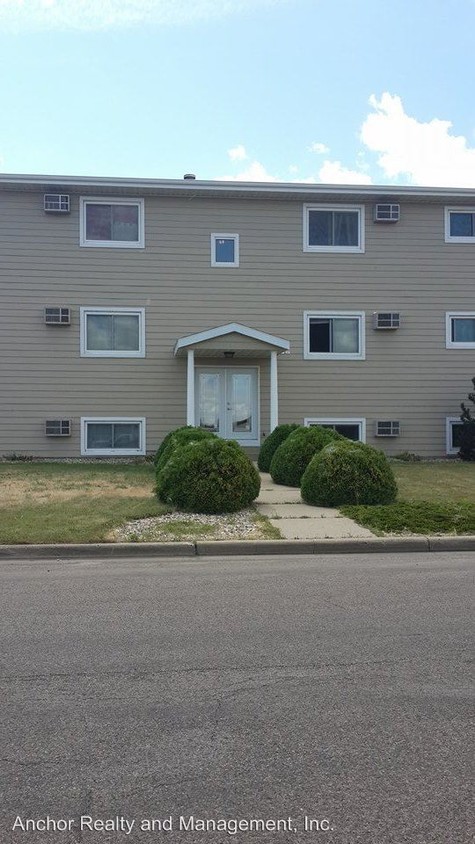 Primary Photo - 1101 32nd Ave SW