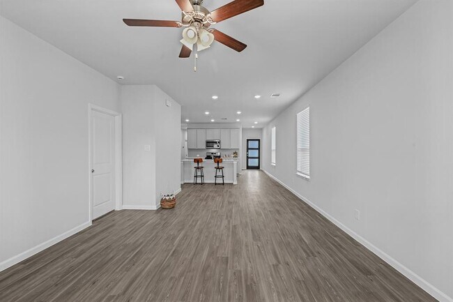Building Photo - 12939 Catfish River Ct