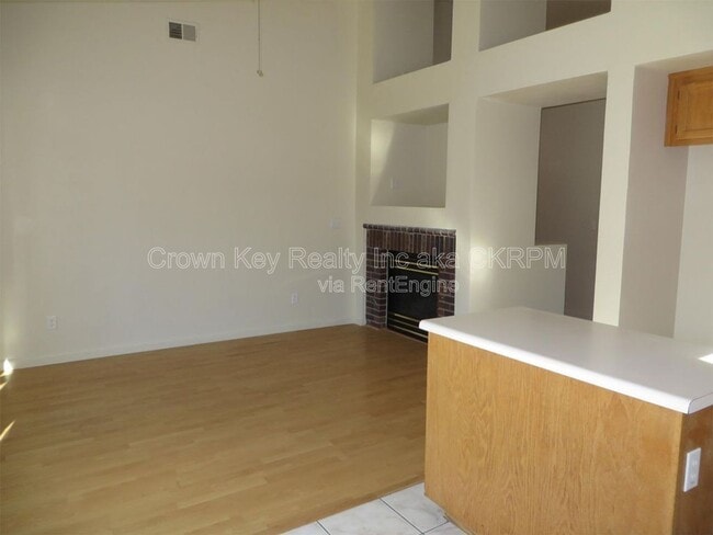 Building Photo - 1720 Alcira Nunez St
