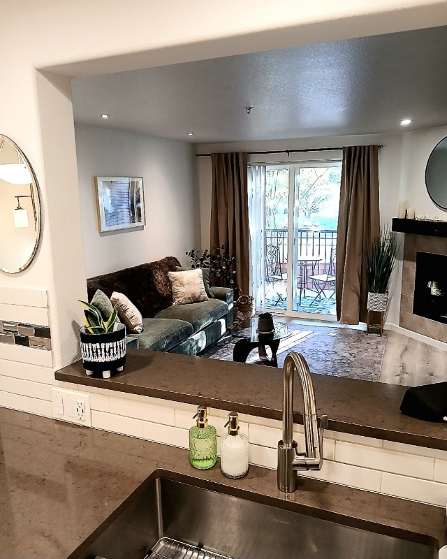 Photo - 720 NW 185th Ave Apartment