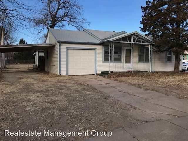 Primary Photo - 3 br, 1 bath House - 4910 W Maple