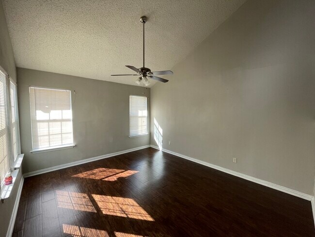Building Photo - 2148 Chatham Square Ct Dallas, Texas 75227