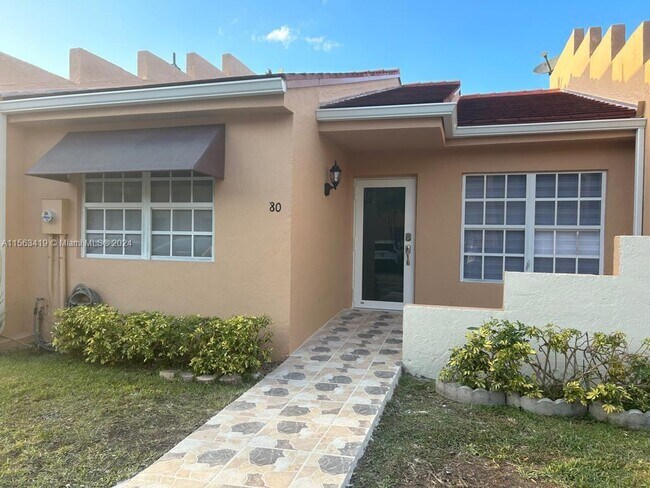 Foto del edificio - 10375 SW 154th Cir Ct