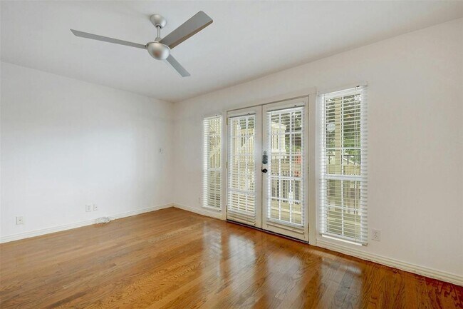 Foto del edificio - 1510 W 6th St
