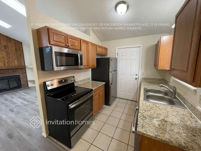 Building Photo - 19382 E Buchanan Pl