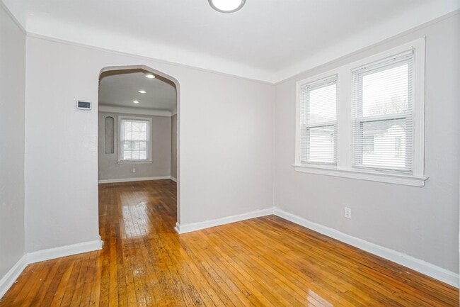 Building Photo - 651 Voelker Ave