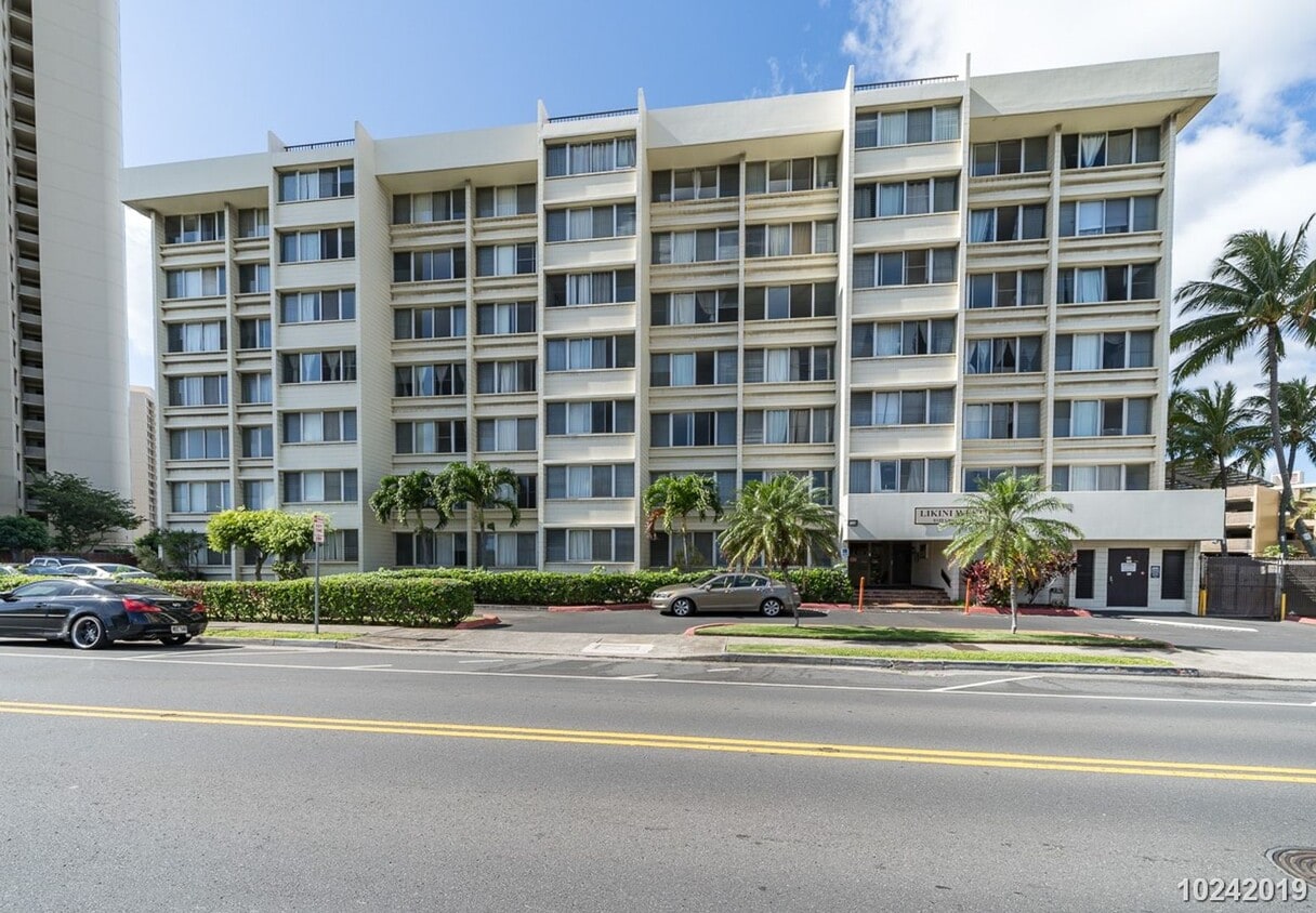 Primary Photo - Salt Lake 1 BR/1BA Condo with 1 ASSIGNED P...