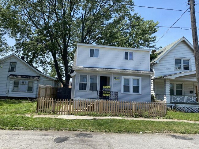 Building Photo - 3214 West 71st Street