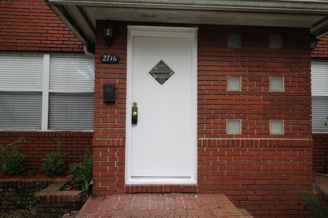 Front door - 2716 Green St