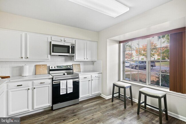 Building Photo - 14805 Ashford Pl