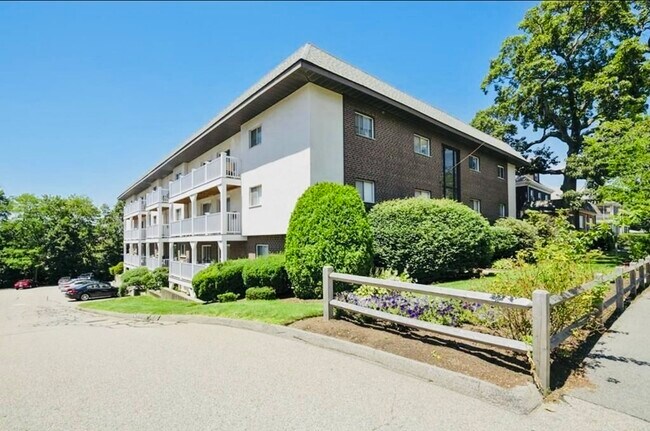 Building Photo - 195 Independence Ave