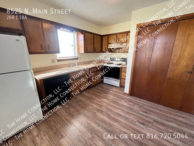 Foto del edificio - 8525 N Main St