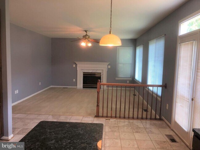 Foto del edificio - 46902 Wesleyan Ct