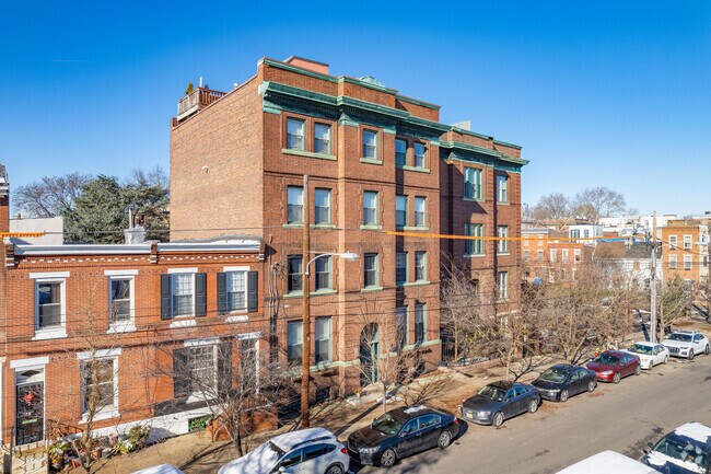 Building Photo - 900-916 E Moyamensing Ave