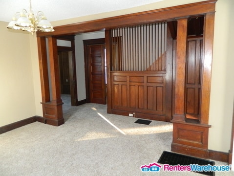 Building Photo - 1008 S Jefferson Way