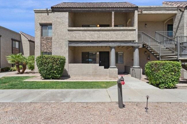 Building Photo - 5995 N 78th St