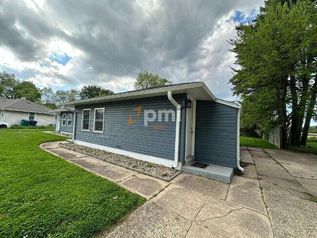 Foto del edificio - 2927 Silverbrook Ave