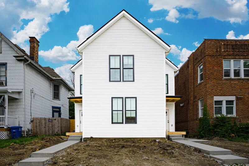 Primary Photo - 788 E Mound St