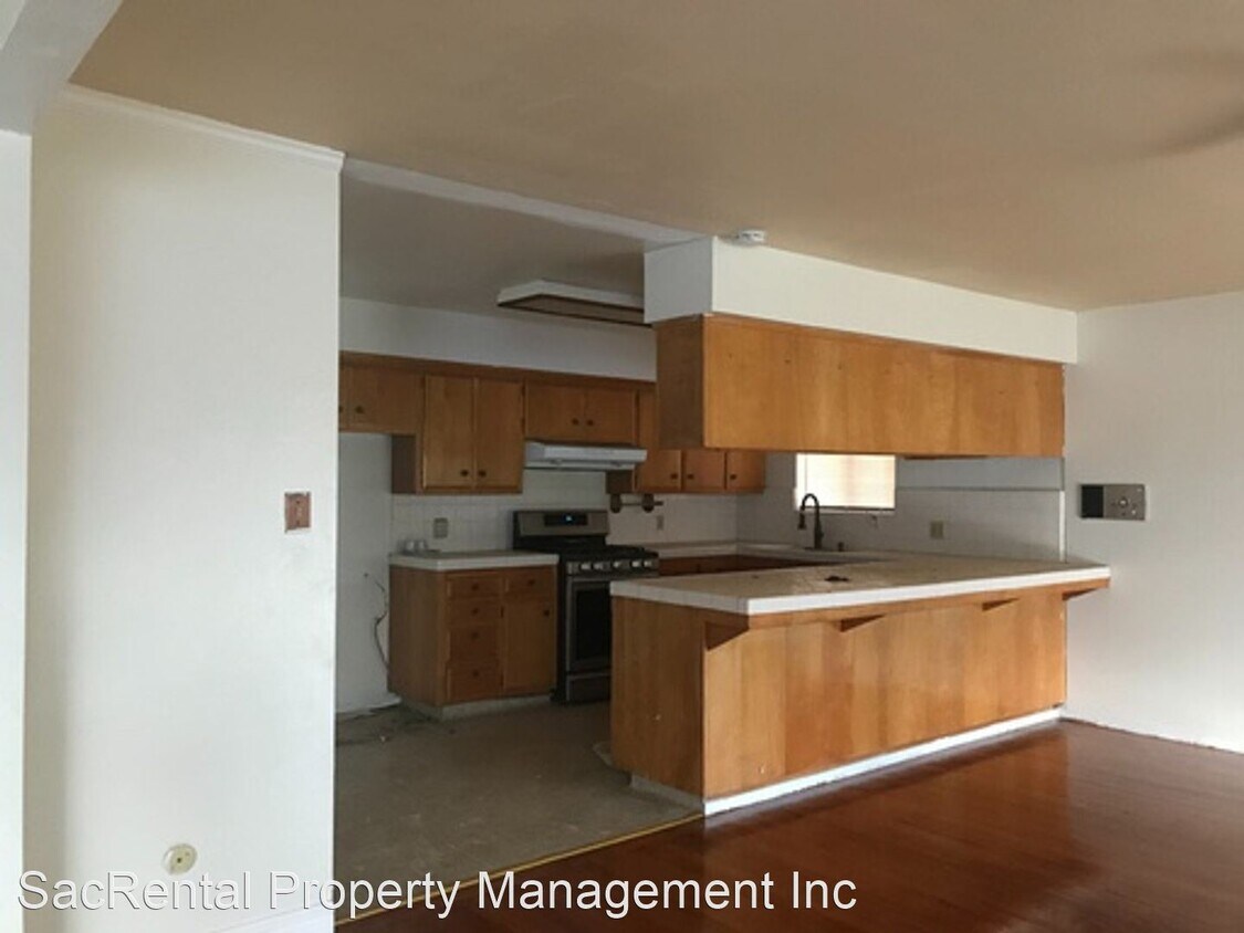 Building Photo - 3 br, 2 bath House - 6818 Chevy Chase Way