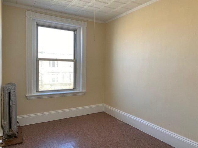 Building Photo - 884 Huntington Ave