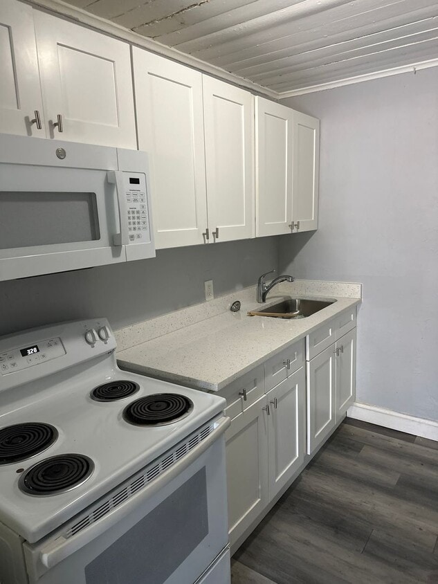 Photo - 1016 Douglass Ave.-2