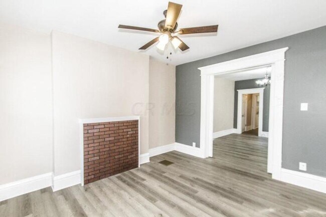 Foto del edificio - 494 Hamilton Ave