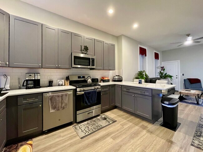 Foto del edificio - 1725 N Honore St