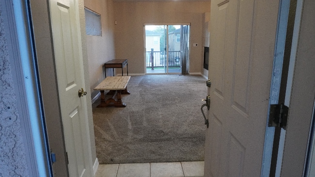 Building Photo - 3610 Ensenada Dr