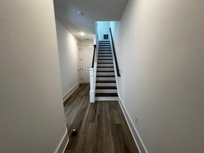 Foto del edificio - 9107 Creek Bottom Ln